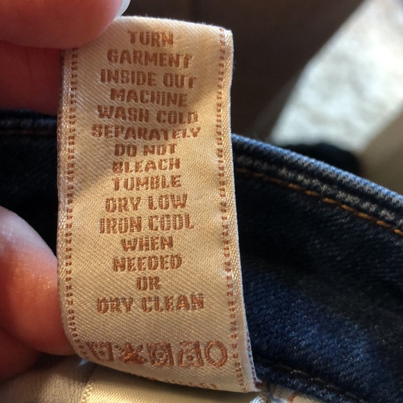 Jen 7 for 7 For All Mankind Jeans High-rise, bottom fringe with back zip, size 6 - Picture 9 of 10